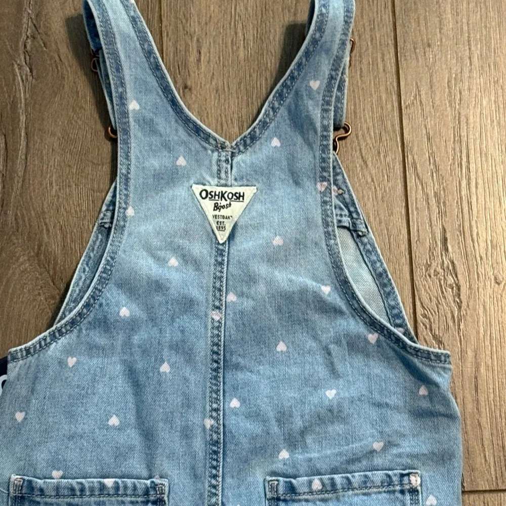 OshKosh Bgosh Girls Heart Print Denim Overalls Light Wash Blue 2T NEW